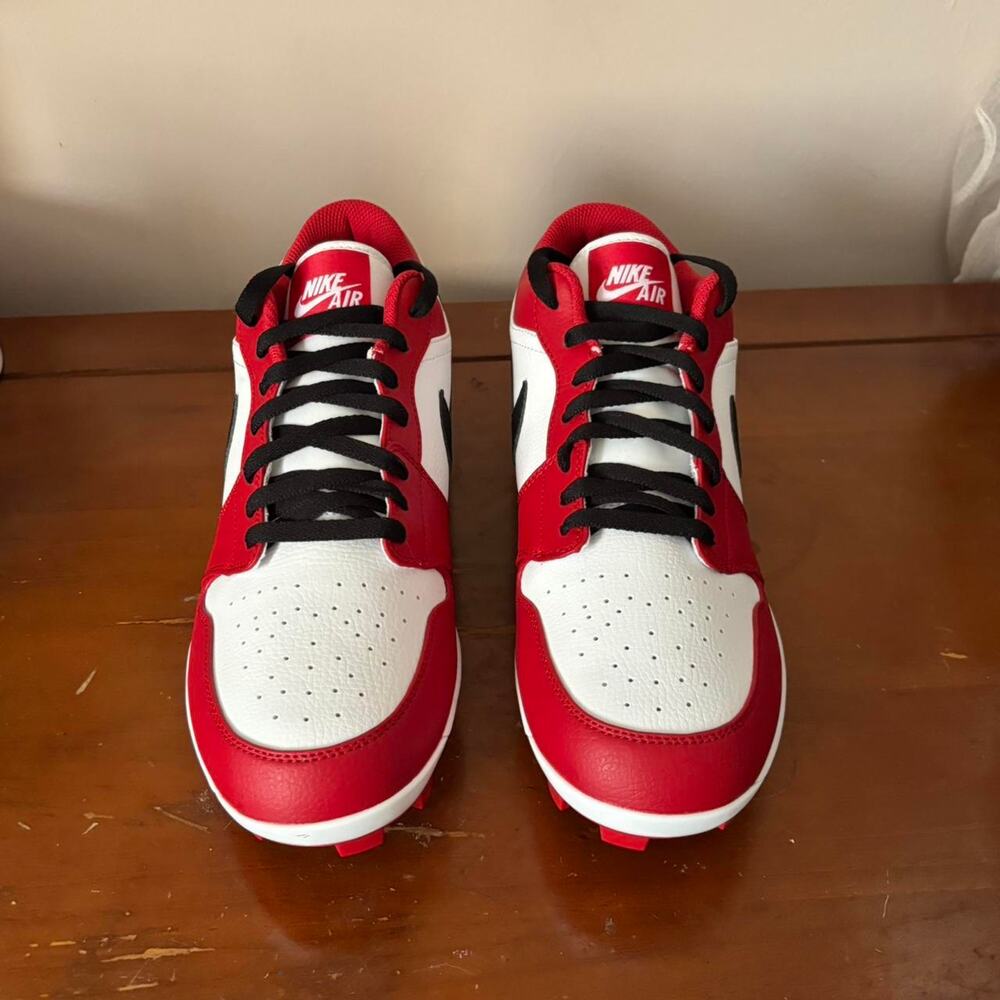 Nike jordan 1 retro mcs size 11.5 men red and white